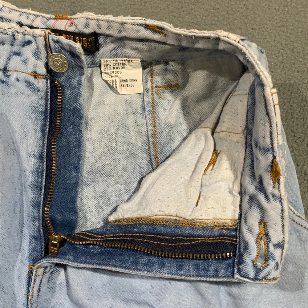 Dakota Blue 90s Light Acid Wash Long Denim Shorts Women's Size‎ 5 VTG Hong Kong